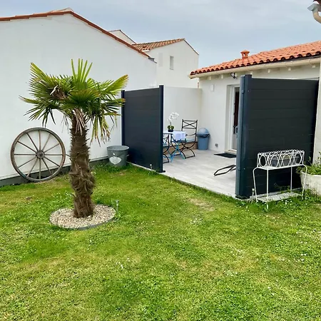 Maisonnette Cosy Au Calme Terrasse Local Vélo *